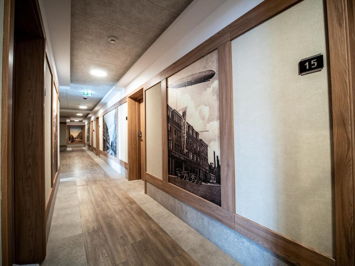 שצ'צ'ינק Hotel Panorama מראה חיצוני תמונה